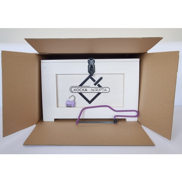 Darilni leseni zaboj s ključavnico (prazen)